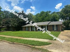 featured image of 3111 Brentwood Dr