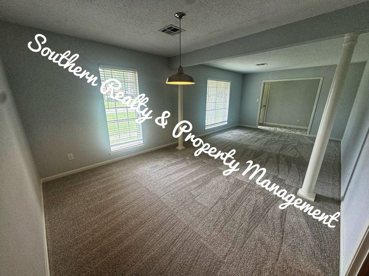 3111 Brentwood Dr - Photo 4 of 12