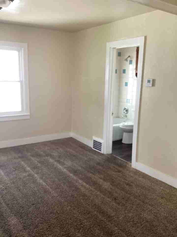 2642 N 54th St - Photo 7 of 10