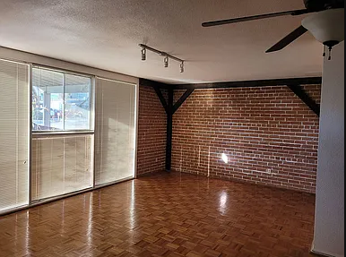 5010 E 13th St - Photo 2 of 12