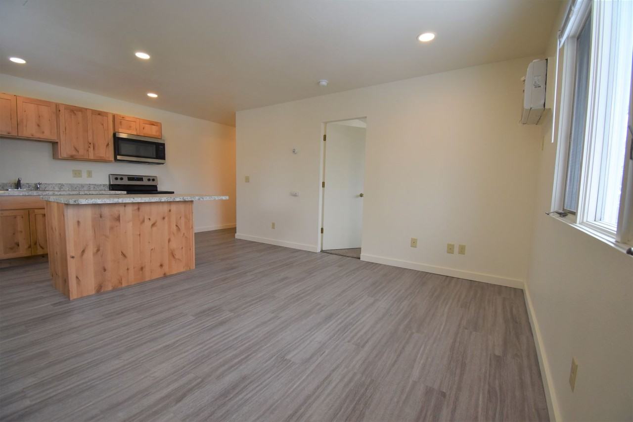801 W Villard St #37 - Photo 2 of 19