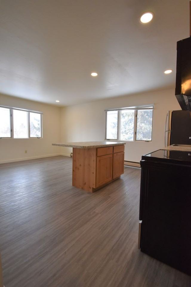 801 W Villard St #37 - Photo 3 of 19