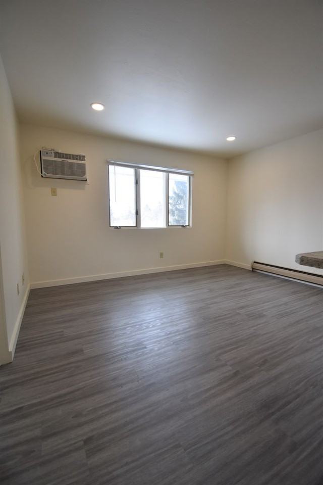 801 W Villard St #37 - Photo 6 of 19