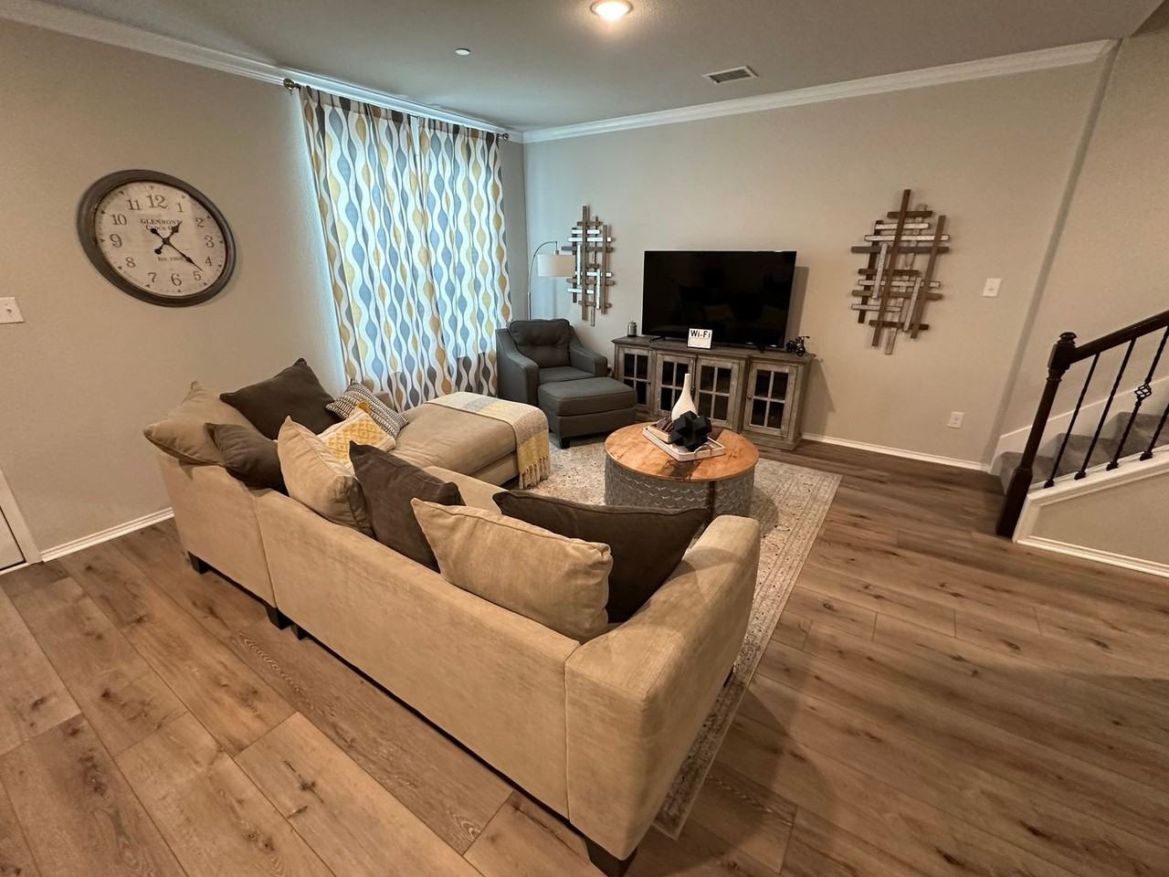 3345 Cricket Dr - Photo 3 of 16