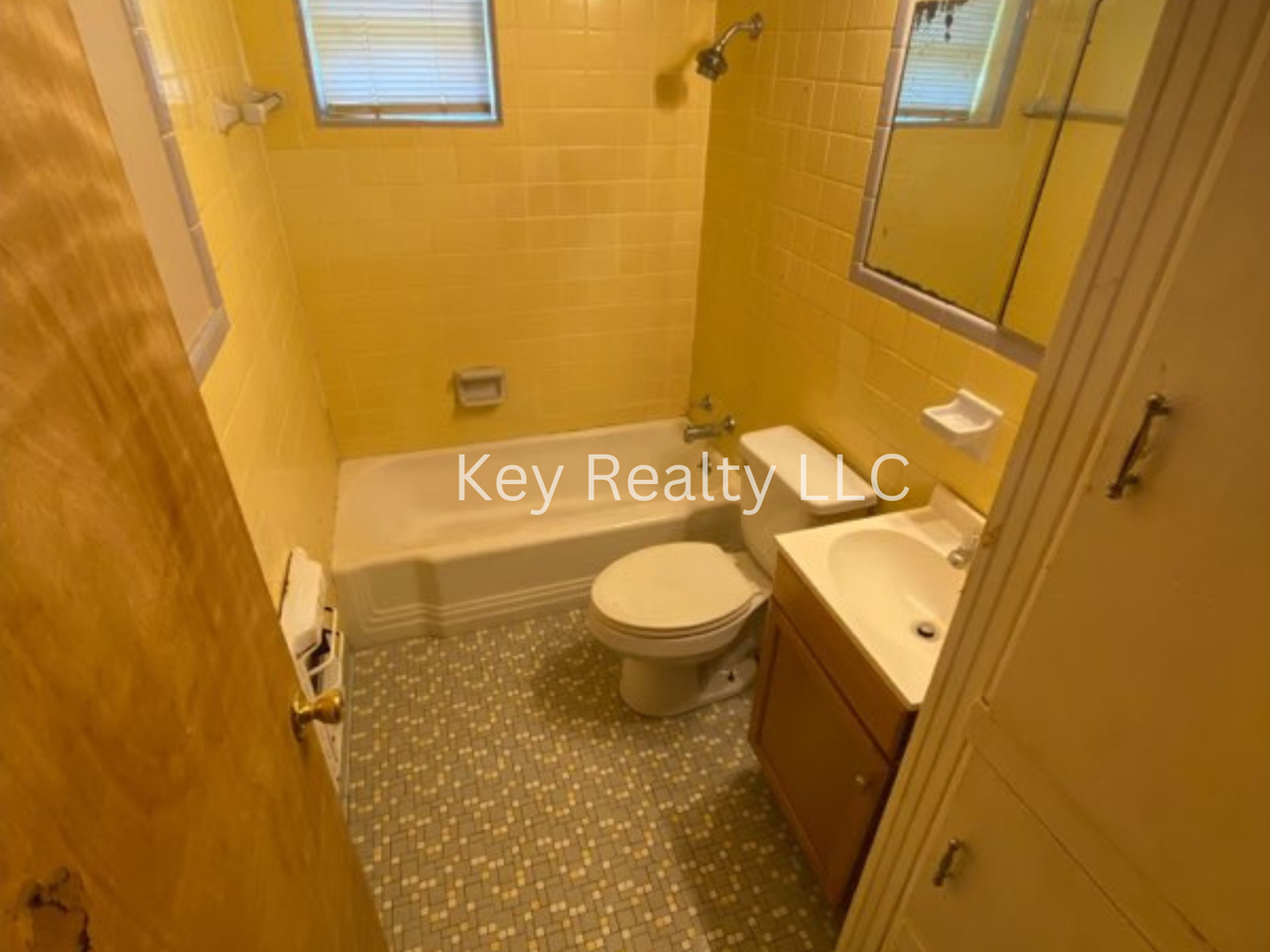 1715 Rosalie St - Photo 3 of 5