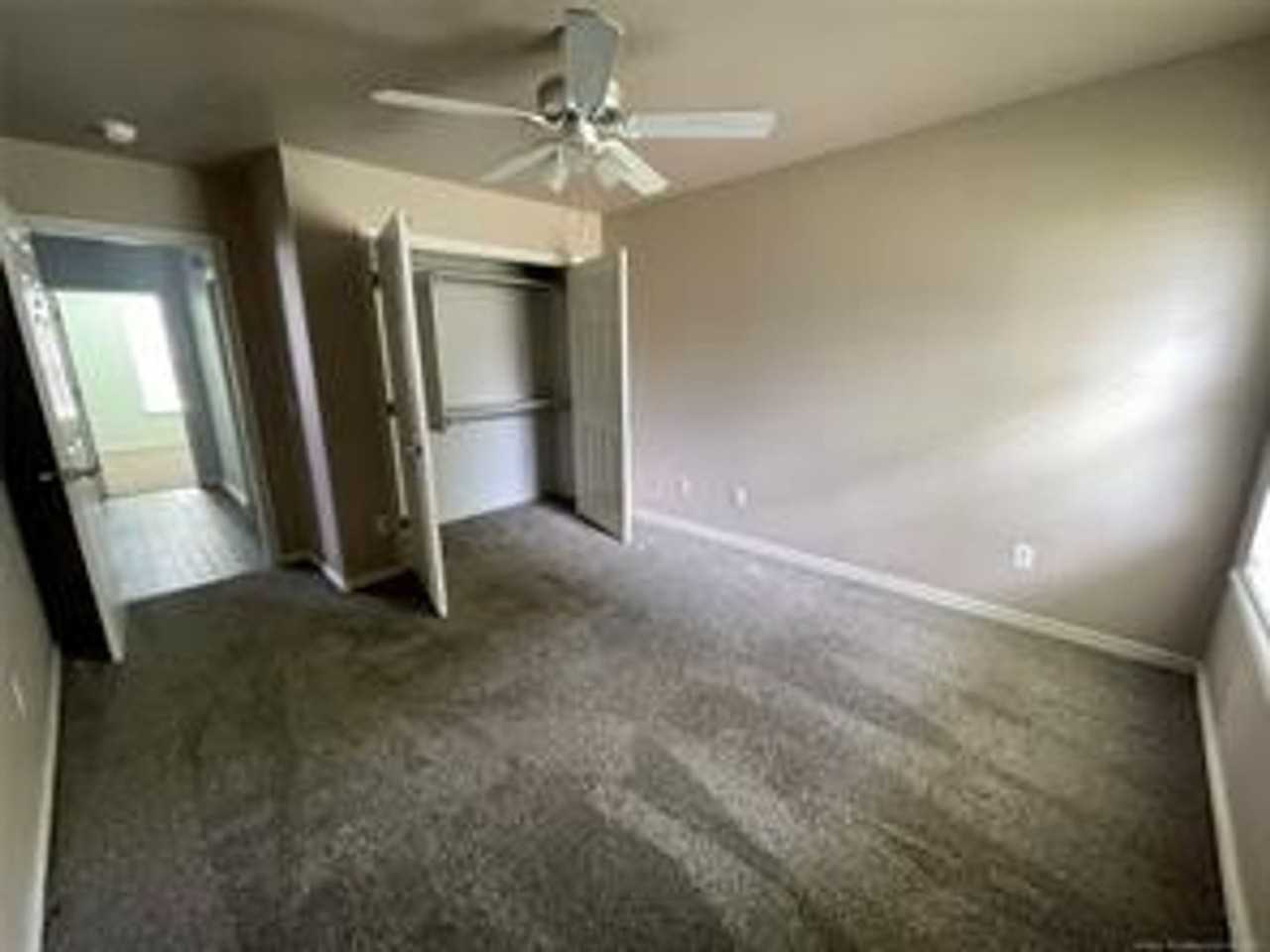 1705 Teakwood Cir - Photo 7 of 17