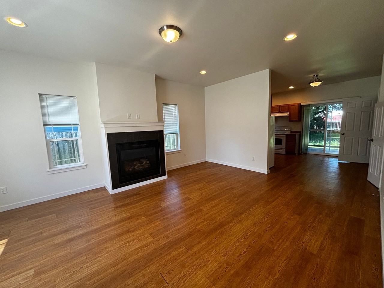 1287 Spruce Cir #A - Photo 2 of 18