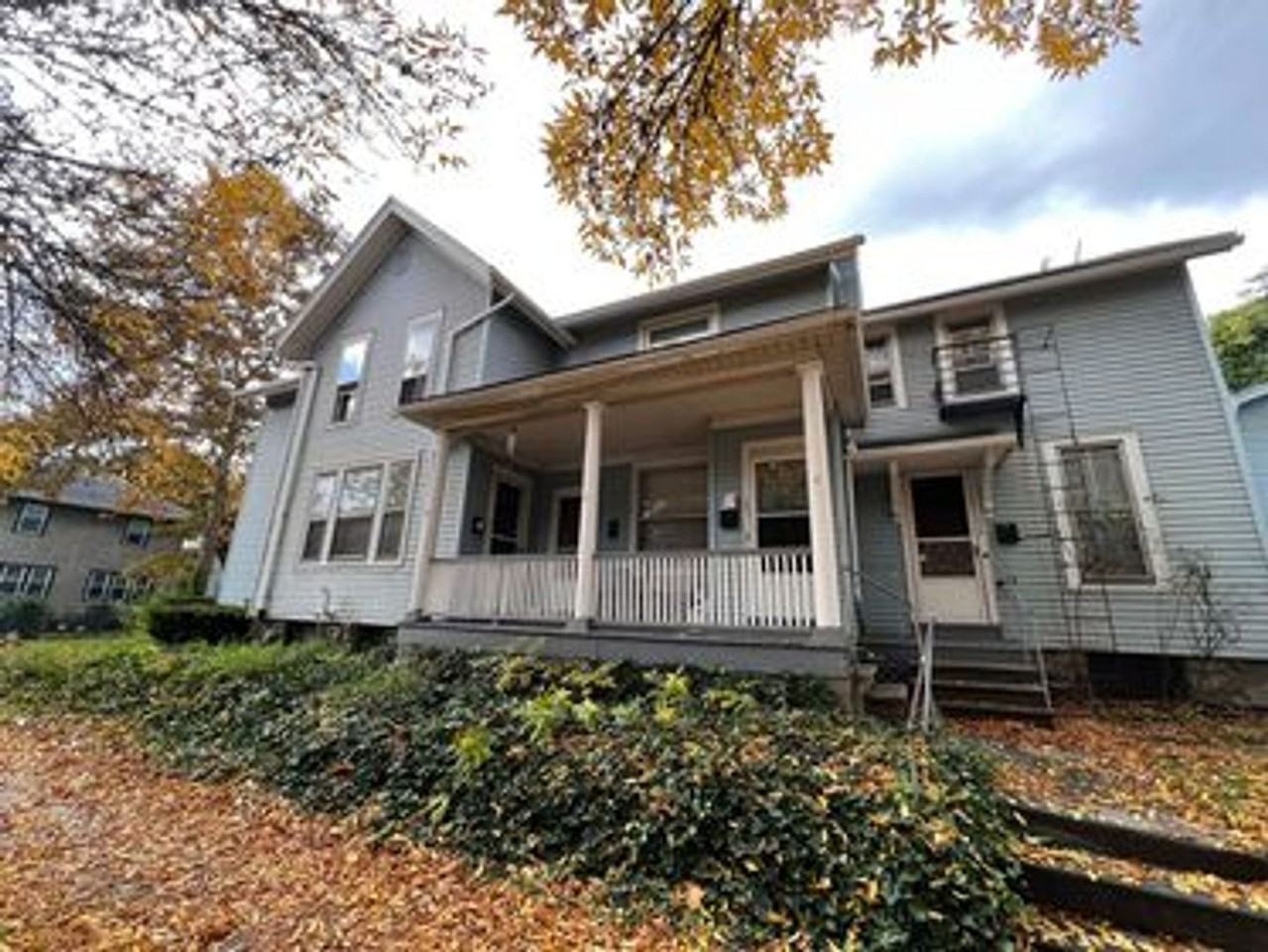 82 Harvard Street - Photo 6 of 42