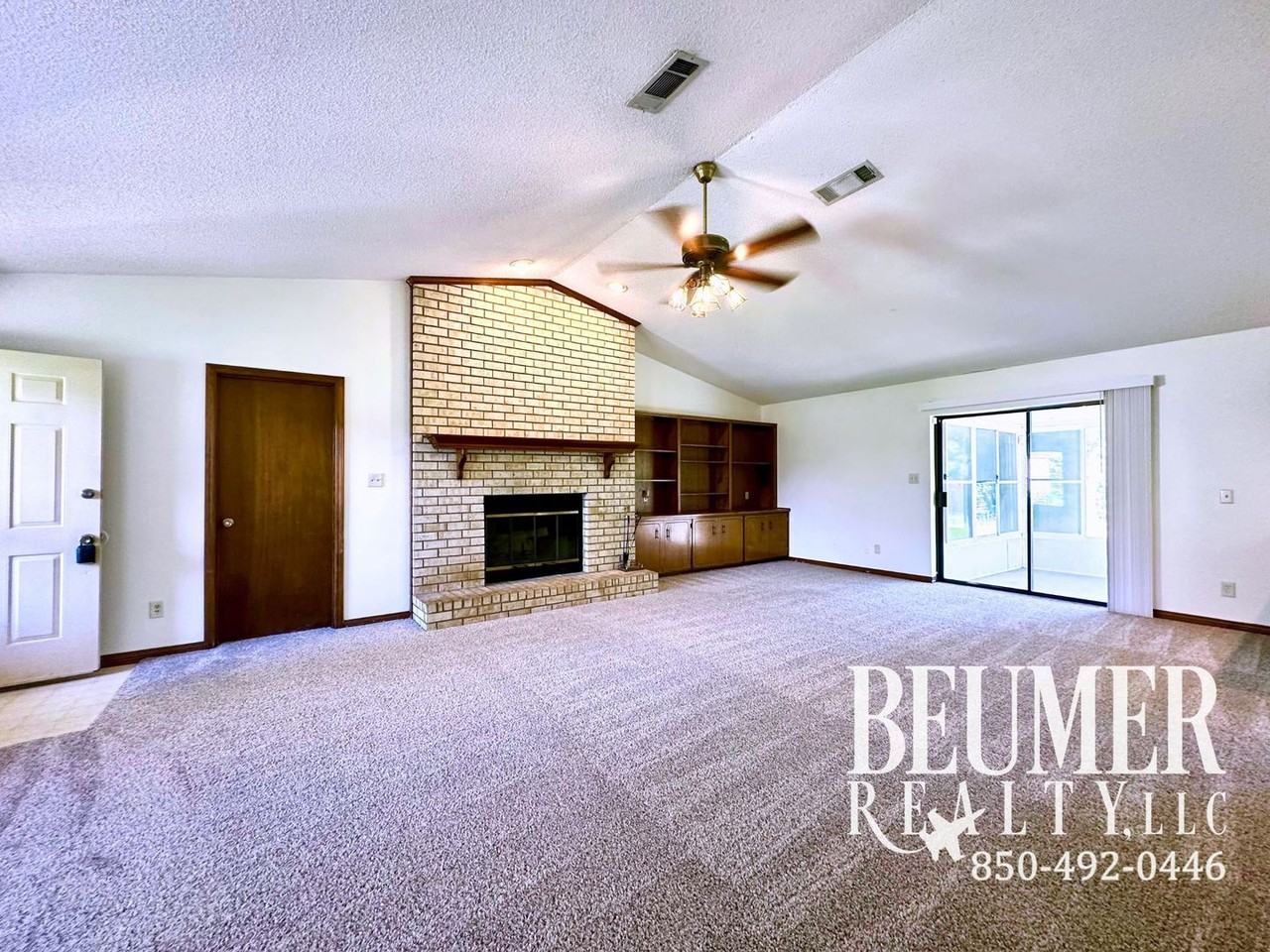 7051 Lake Joanne Dr - Photo 3 of 38