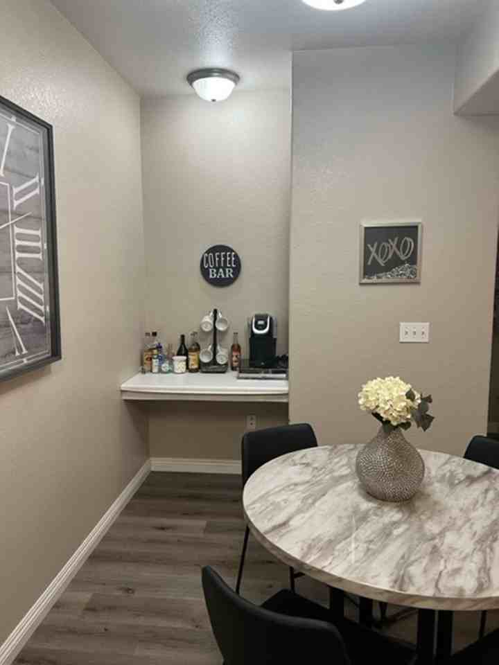 41410 Juniper St - Photo 5 of 16