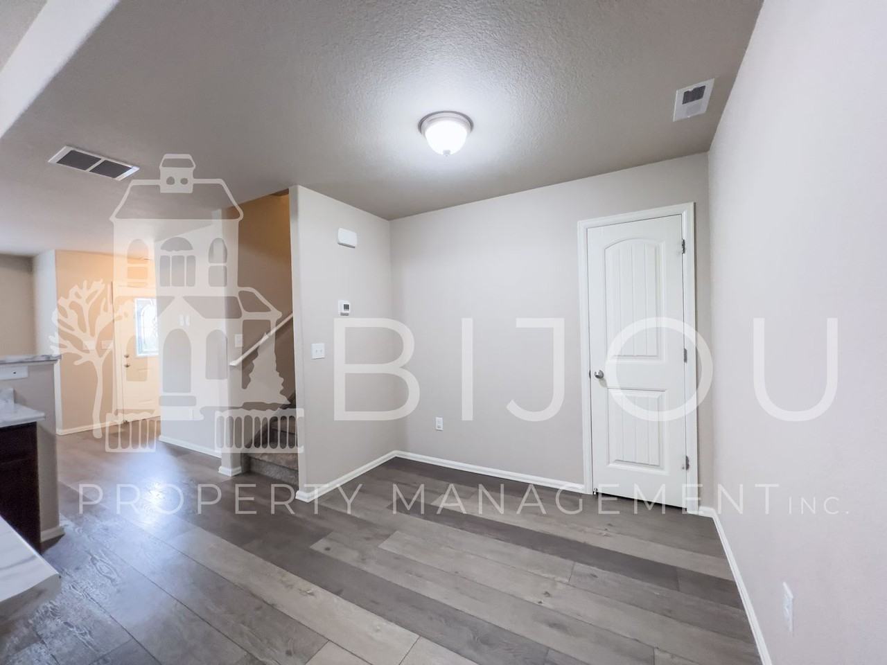 7661 Silver Larch Pt - Photo 7 of 31