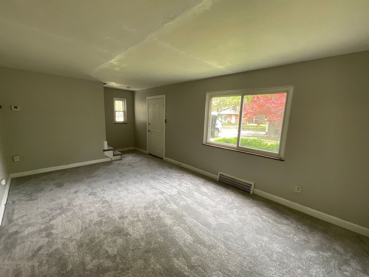 20330 Priday Ave - Photo 4 of 17