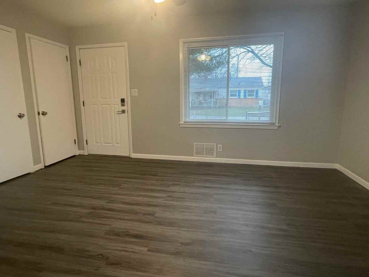 4 Melody Ln - Photo 2 of 19