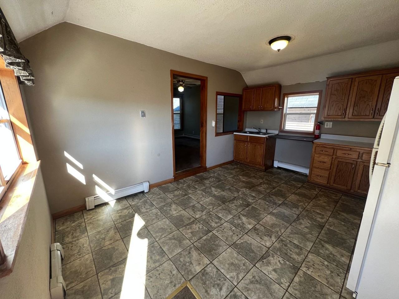 2014 1/2 Banks Ave - Photo 5 of 44