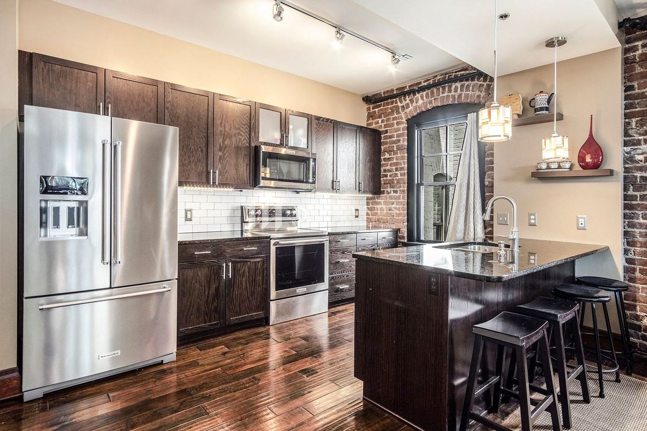 1117 S 10th St - Photo 4 of 16