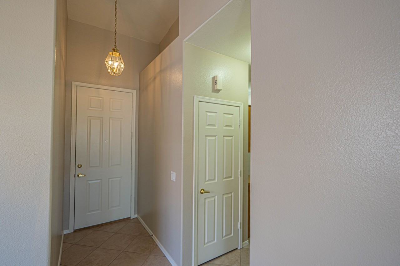 6710 W Megan St - Photo 2 of 20