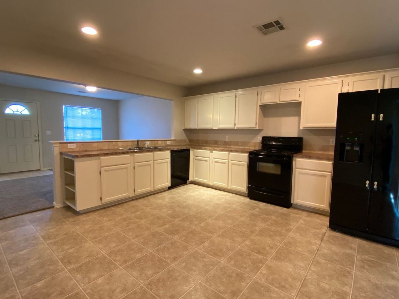 308 N Delaware St - Photo 5 of 15