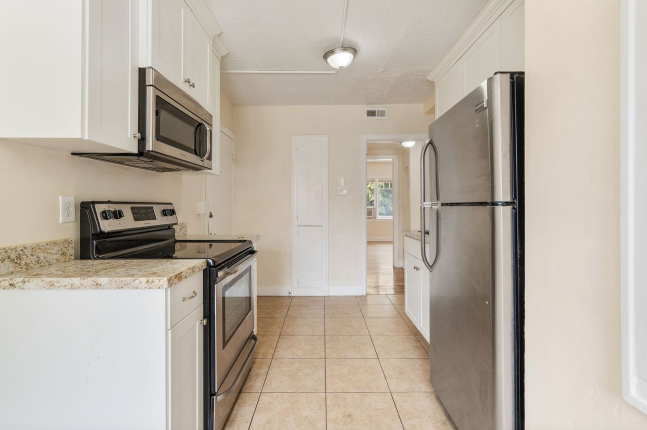 Ladywood Apartments - Photo 3 of 34