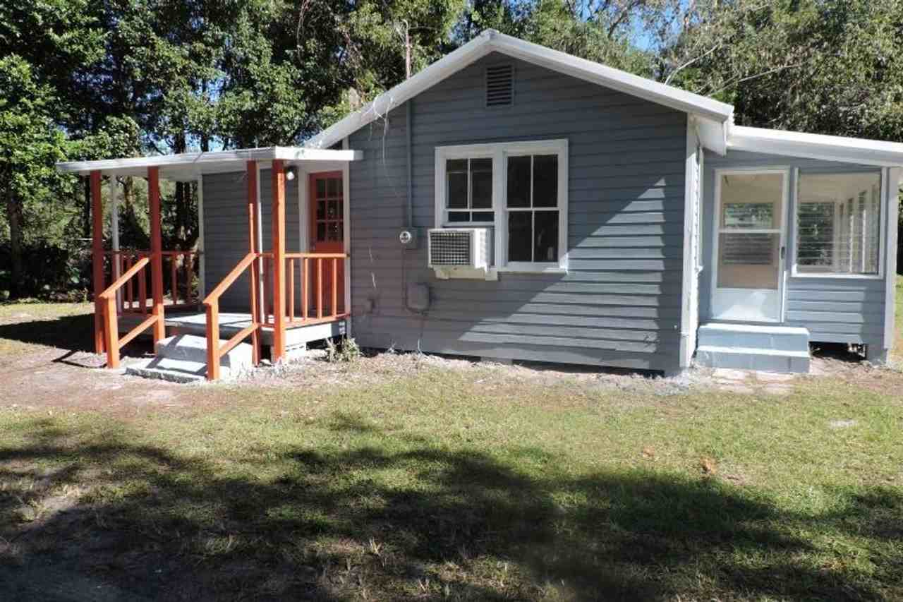 3204 Silver Lake Dr - Photo 2 of 11