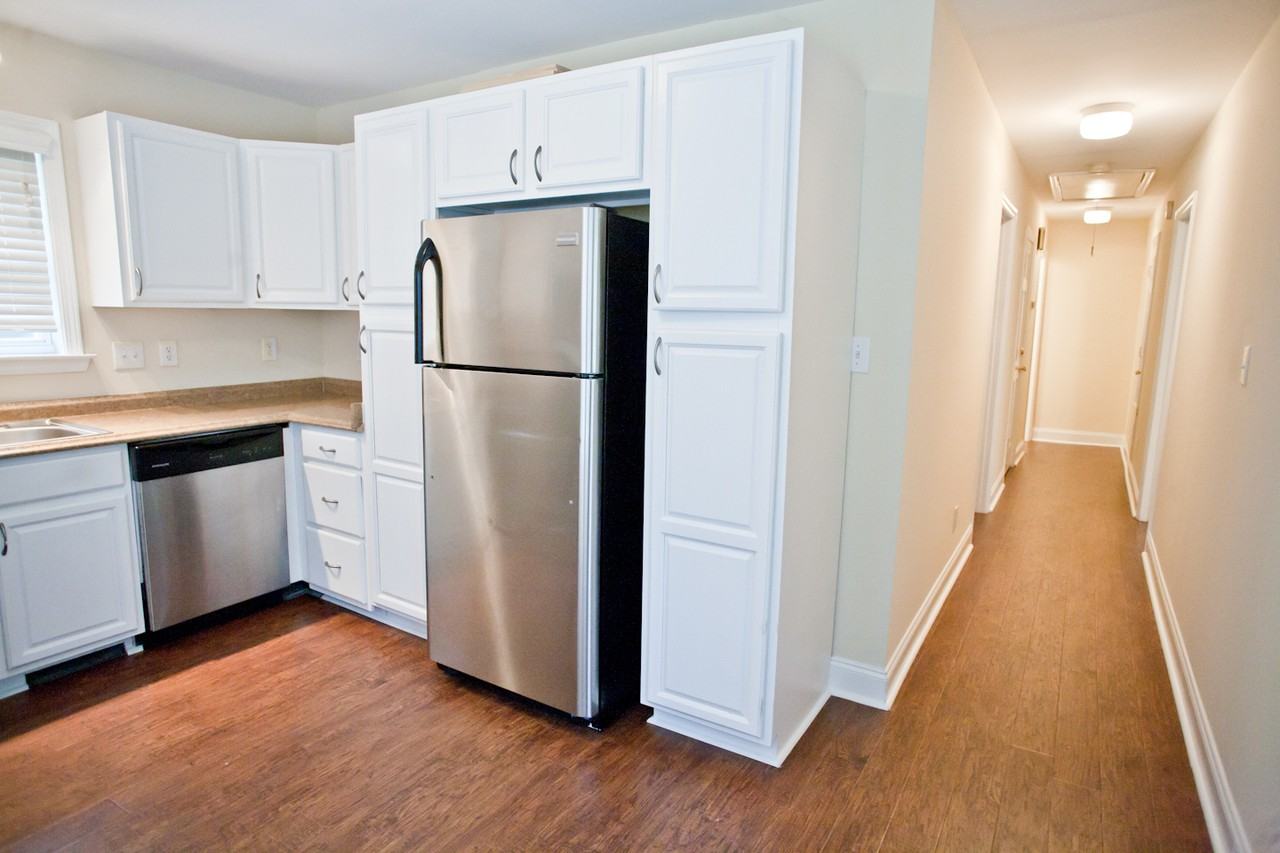 700 N Greensboro St - Photo 5 of 13