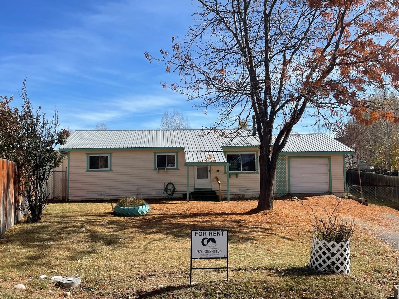 154 S Los Pinos Dr - Photo 2 of 50