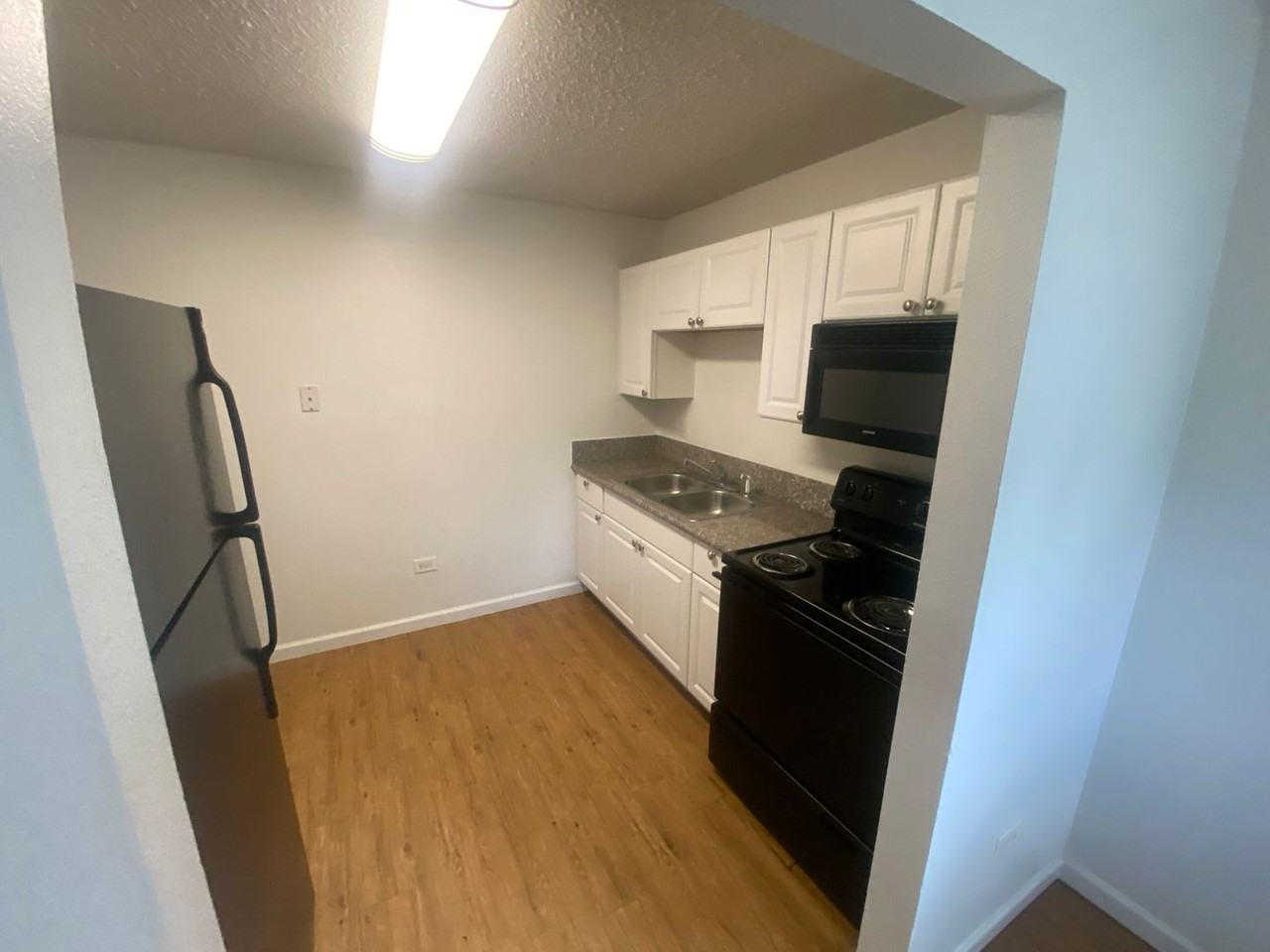 721 Depew St #12 - Photo 2 of 14