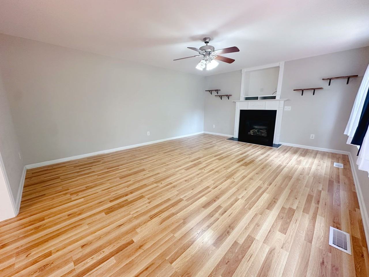 113 Rustic Ln - Photo 6 of 36