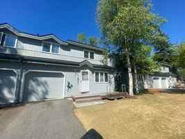 featured image of 708 Perry St
