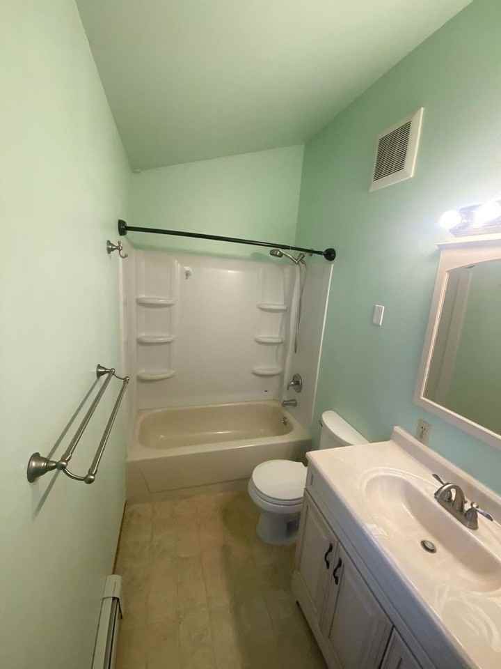 708 Perry St - Photo 7 of 18
