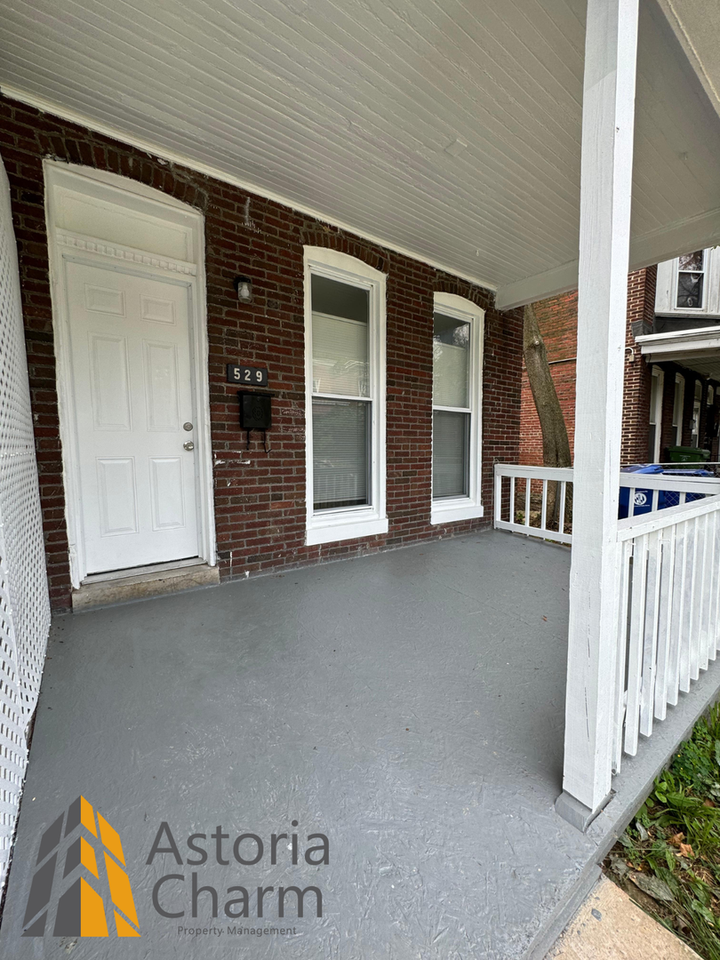 529 Tunbridge Rd - Photo 2 of 30