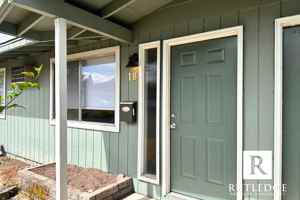 featured image of 2250 Crater Lake Ave