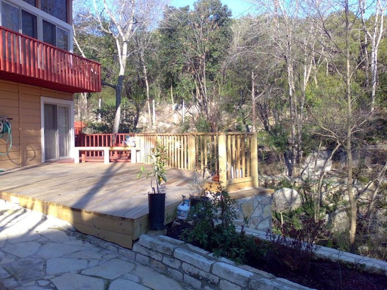 1509 Westlake Dr - Photo 3 of 7