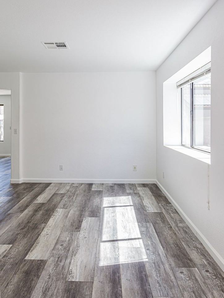 306 Lander Dr - Photo 3 of 35
