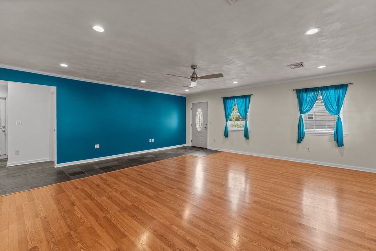 780 Meade Ln - Photo 5 of 31
