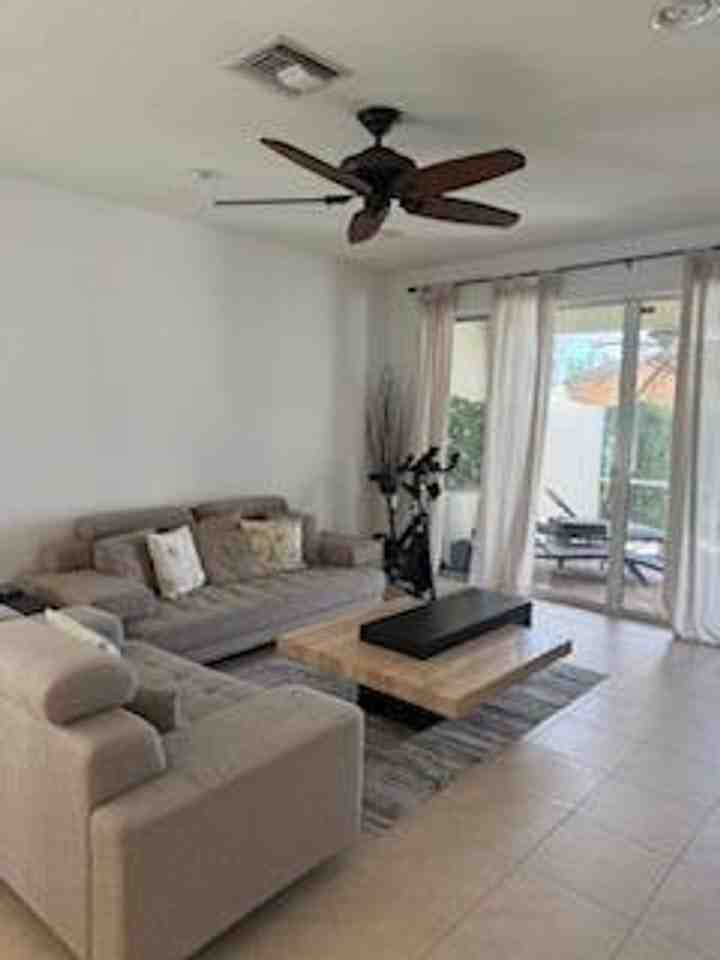 588 Belle Grove Ln - Photo 3 of 13