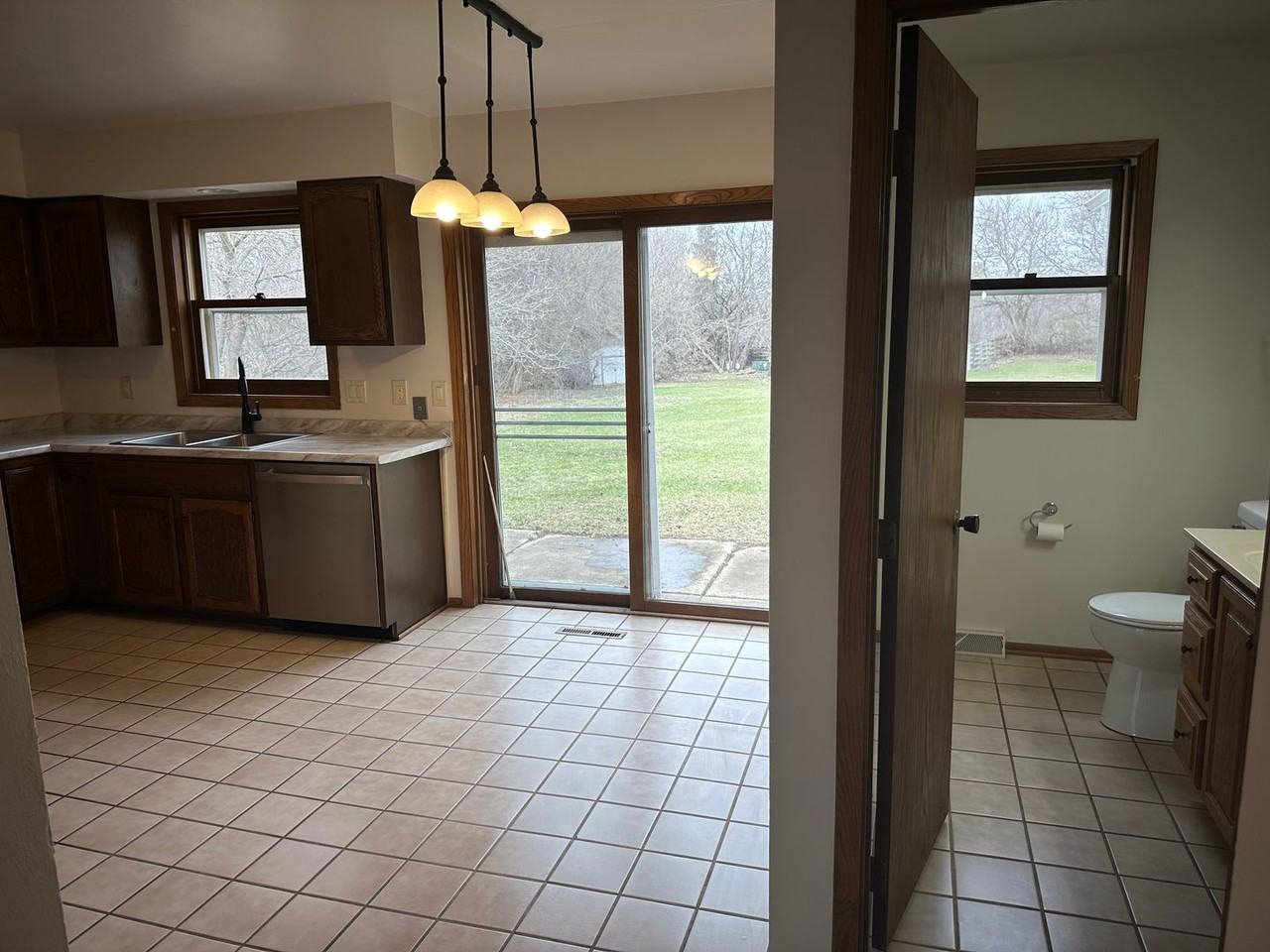 2668 Norwich St - Photo 2 of 13