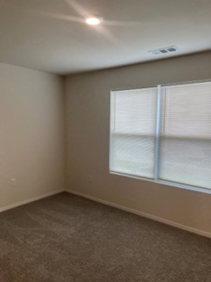 8107 Regency Way - Photo 5 of 13