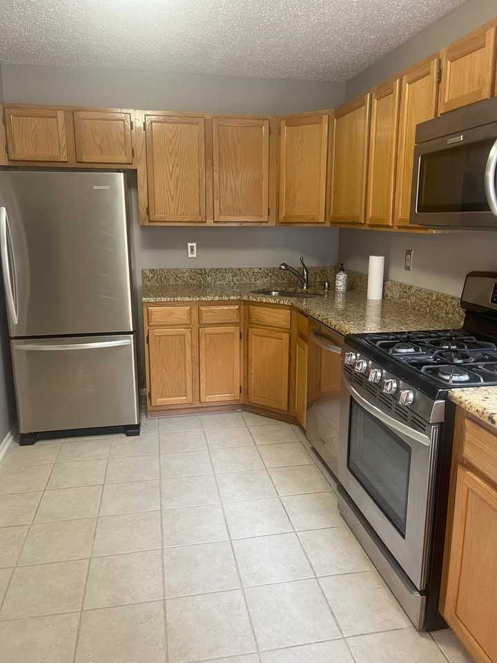 14 Woods Edge Drive - Photo 3 of 5