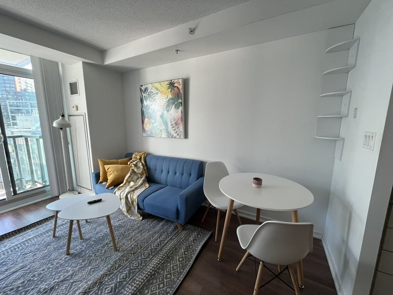 1118-68 Abell Street - Photo 3 of 7