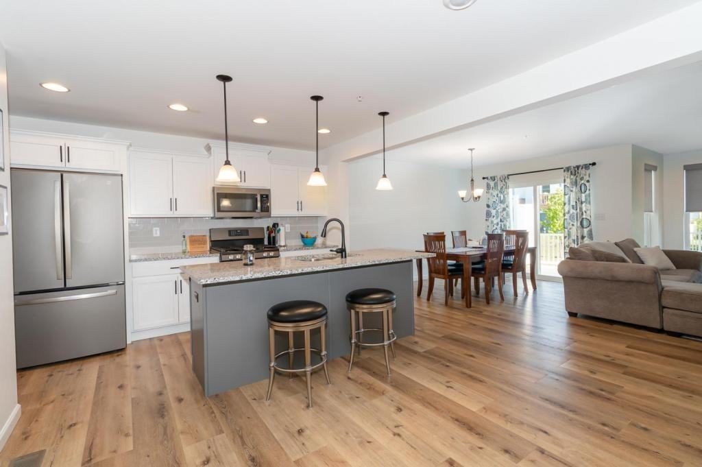 4110 Orrs Town Ct - Photo 4 of 25