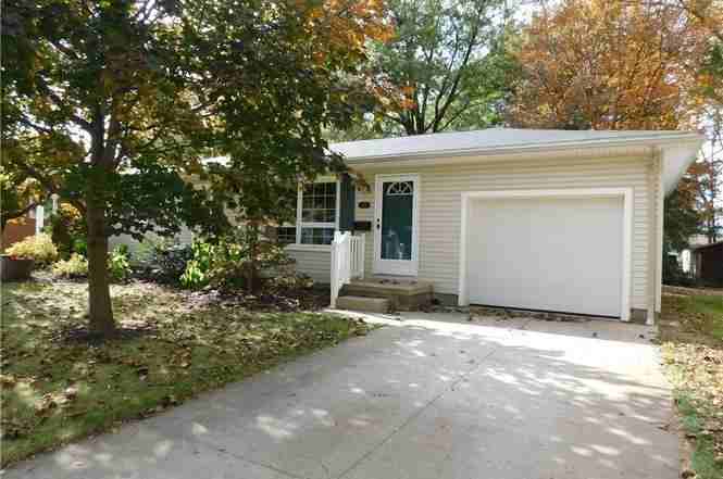 2558 Impala Ave - Photo 2 of 10