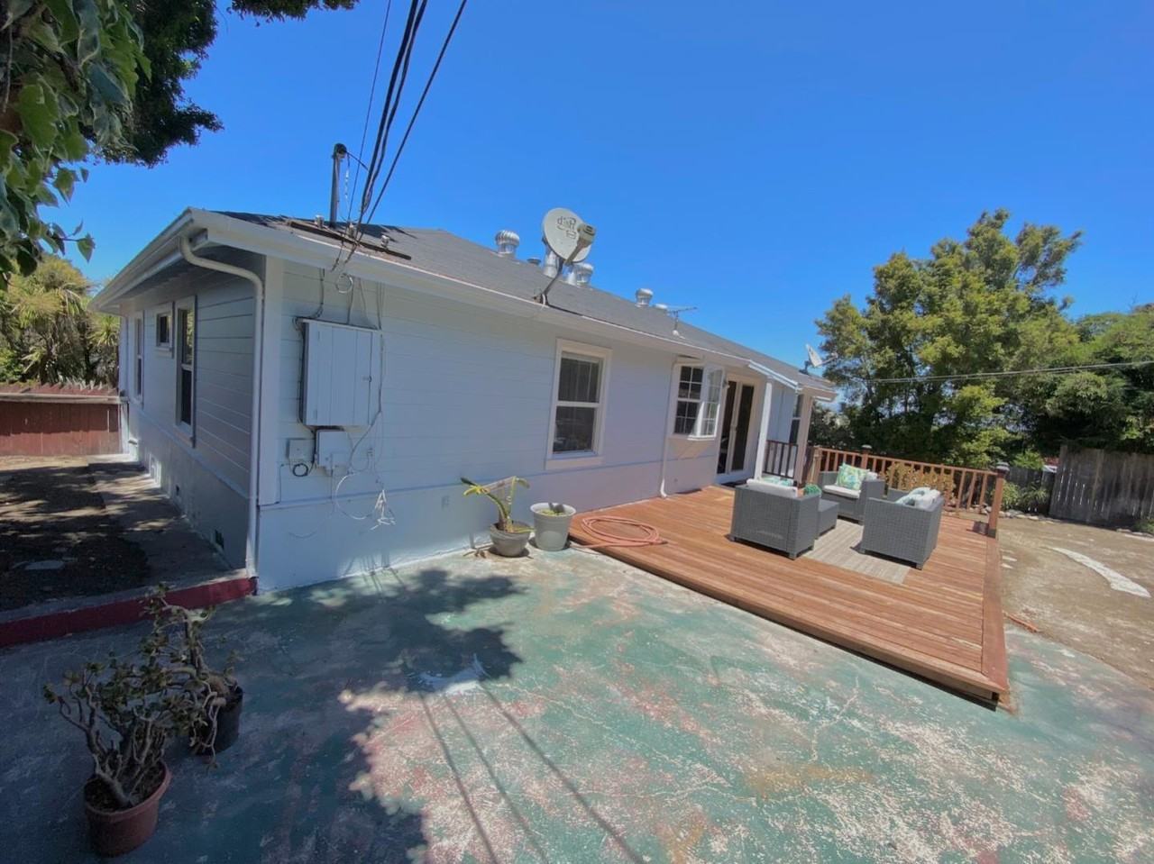 129 42nd Ave - Photo 2 of 17