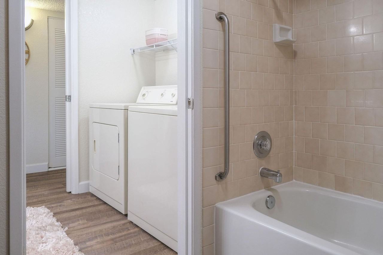 Jackson Park Place - Photo 7 of 50