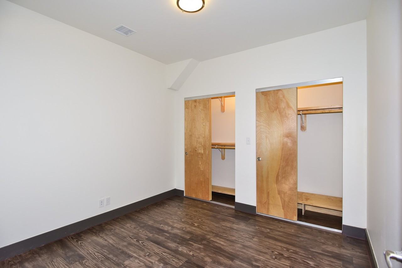 East End Village Master Tenant LLC - Photo 2 of 34