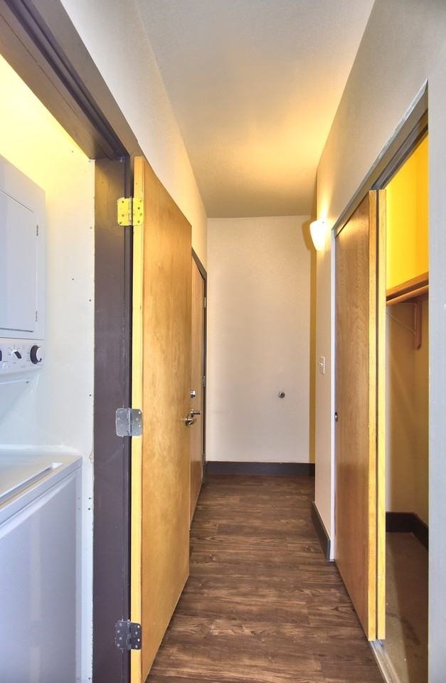 East End Village Master Tenant LLC - Photo 4 of 34