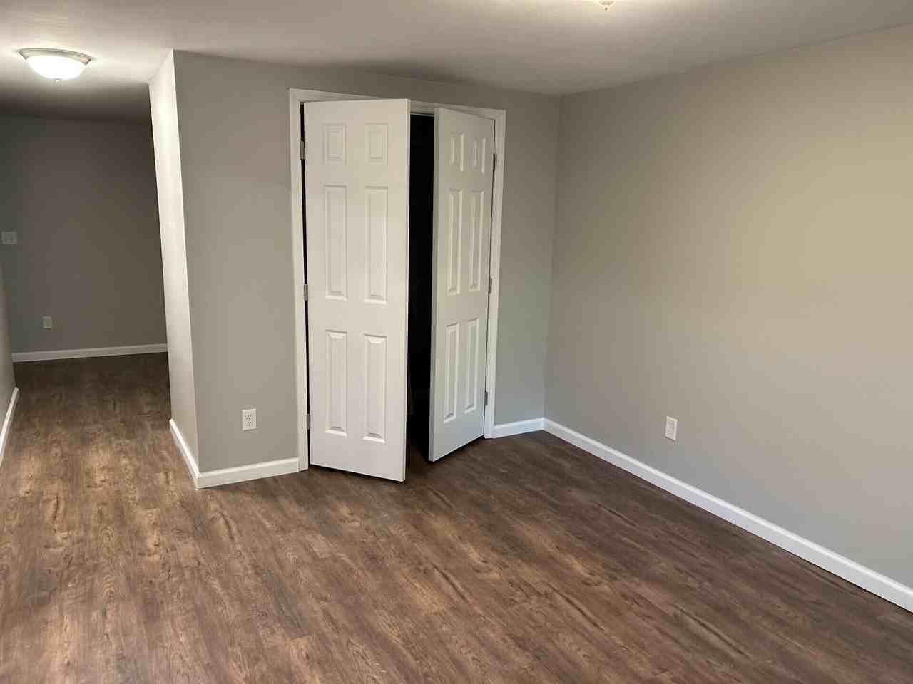 5106 Eldridge Rd - Photo 3 of 16