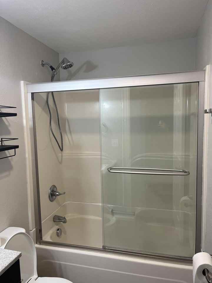 622 Nw Yamhill St #1 - Photo 2 of 14