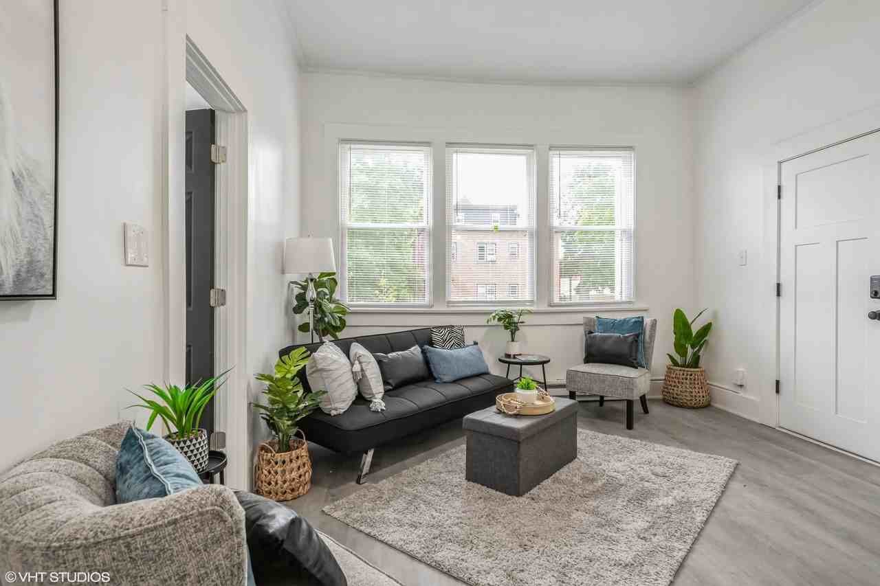 Ten Fold - Photo 7 of 20