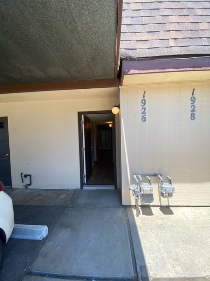 1926 Stine Rd - Photo 2 of 17