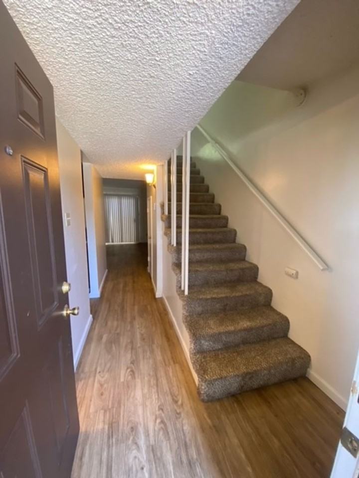 1926 Stine Rd - Photo 3 of 17